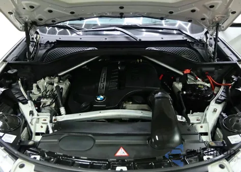 2015 BMW X5 xDrive35I z USA, uszkodzony, nr VIN 5UXKR0C56F0P07147